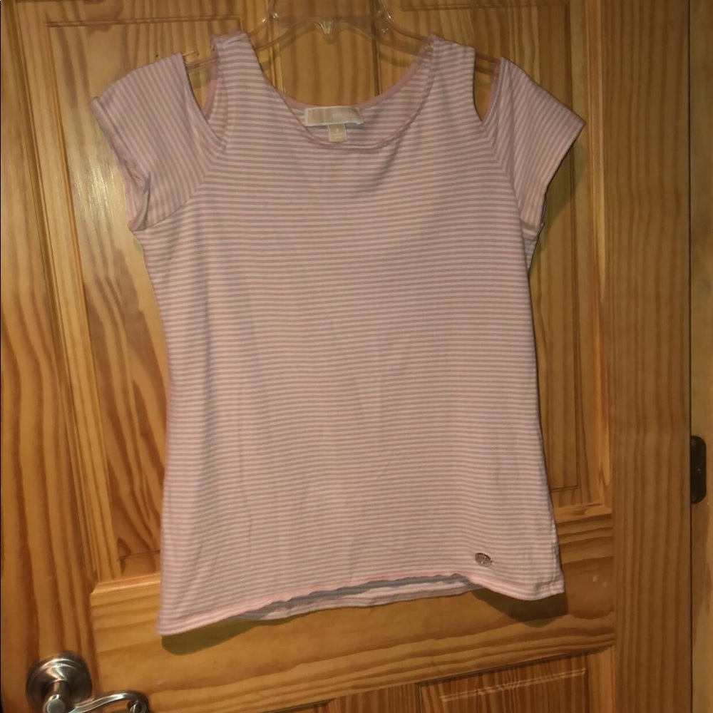 shirt with cutoffs